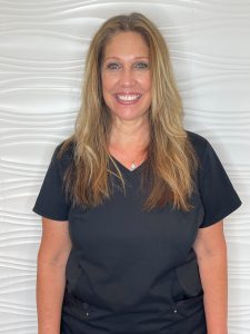 Shelly B. – Esthetician