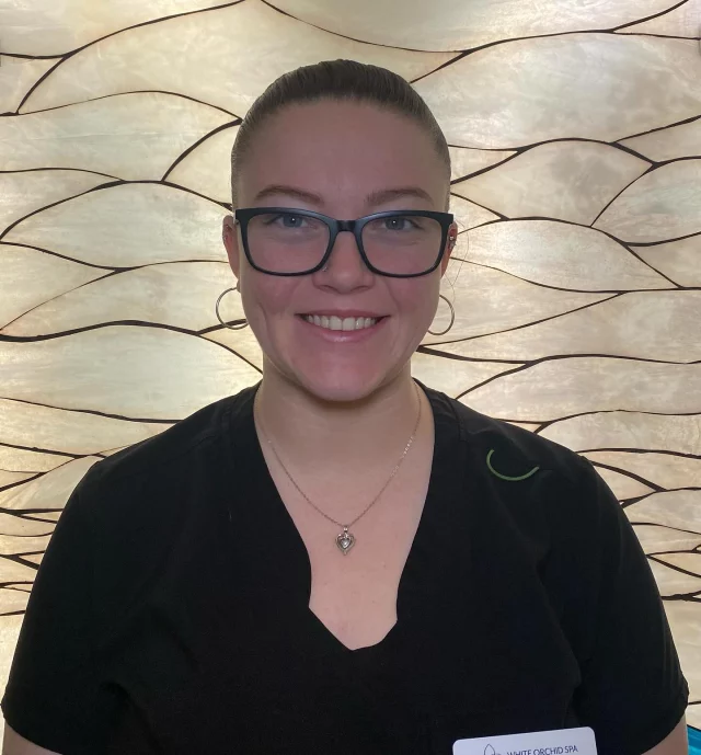 Happy 4-year anniversary to the amazing Britney! 🎉 So proud and grateful to have you as one of our very talented massage therapists. Here’s to many more years of helping people feel their best!